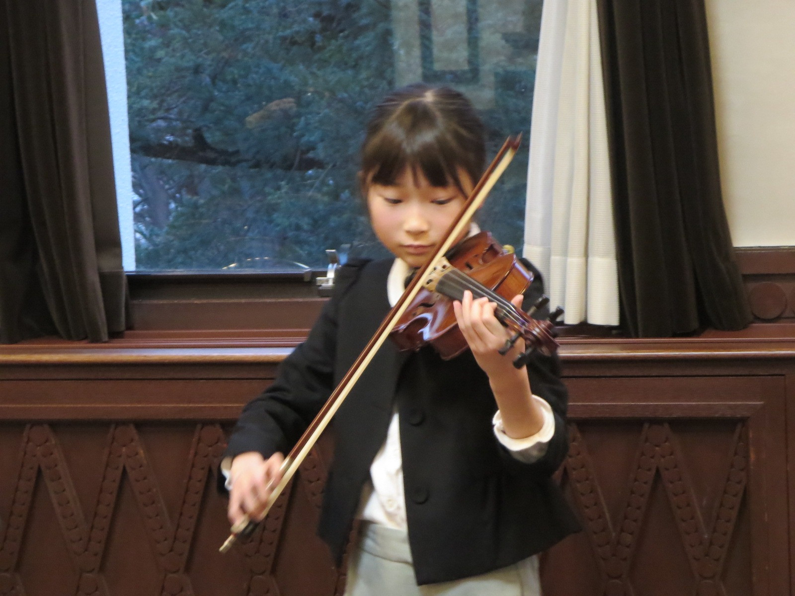 アンサンブルは8月になったらピアノ、チェロを加えて練習します